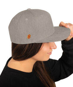 Gorra snapback personalizable, vista trasera